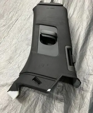 Volvo XC90 (B) pillar trim (top) 31363591 31377583