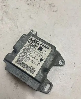 Renault Scenic I Airbag control unit/module 550629500 7700430060B 8329LE03148