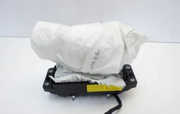 Audi Q3 F3 Passenger airbag 83A880204D