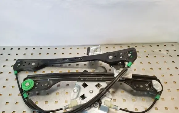 Chrysler 300 - 300C Front door window regulator with motor 05065474AE 994669100