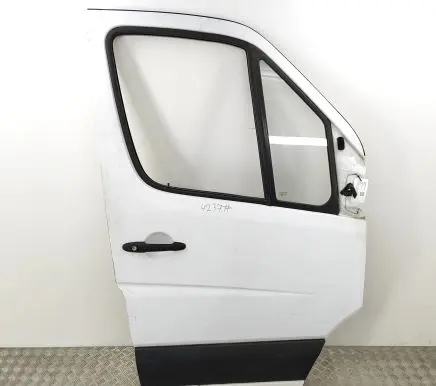 Mercedes-Benz Sprinter W906 Front door A9067200105