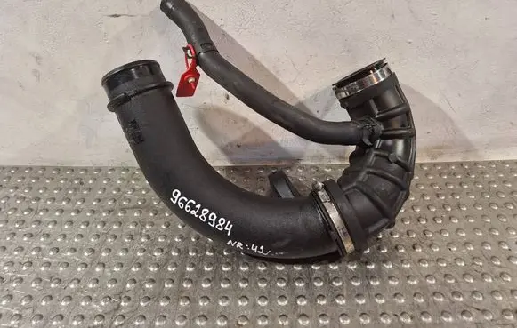 Intercooler hose/pipe