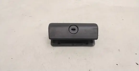 BMW 3 E46 Glove box handle