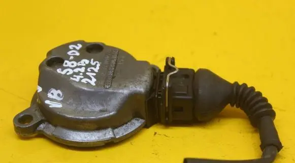 Audi A8 S8 D2 4D Camshaft position sensor 0232101024 058905161B