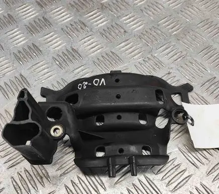 Volkswagen Golf V Other engine bay part 06D103623A