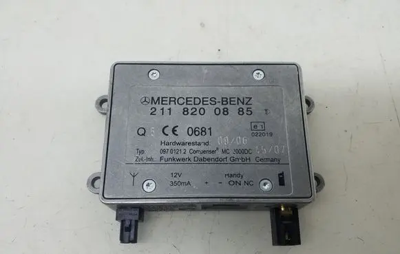 Mercedes-Benz CLC CL203 Aerial antenna amplifier A2118200885