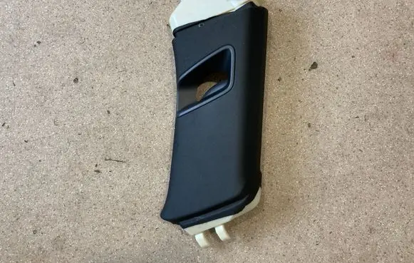 Audi Q7 4M (B) pillar trim (top) 4M0867287H