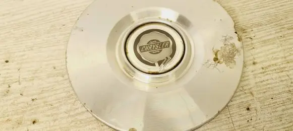 Chrysler Sebring (JS) Original wheel cap 05105716AB 30054D03