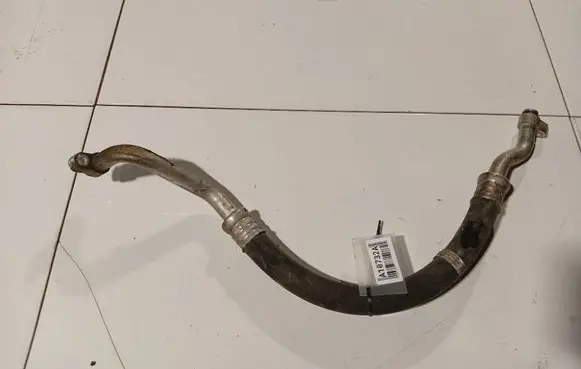 Air conditioning (A/C) pipe/hose