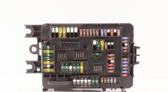 BMW X5 F15 Fuse module 9316569 10328000002
