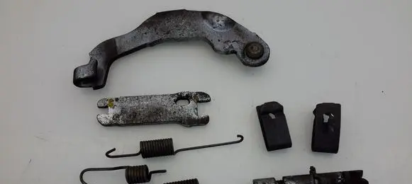 Toyota Avensis T250 Other brake parts 