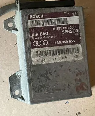 Audi A4 S4 B5 8D Airbag control unit/module 0285001036 4A0959655