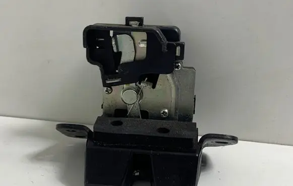 KIA Sportage Tailgate/trunk/boot lock/catch/latch 812303W000