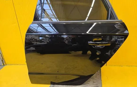Audi A3 S3 8V Rear door 