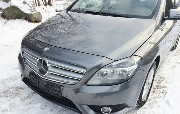 Mercedes-Benz B W246 W242 Front piece kit 