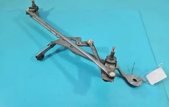 Front wiper linkage