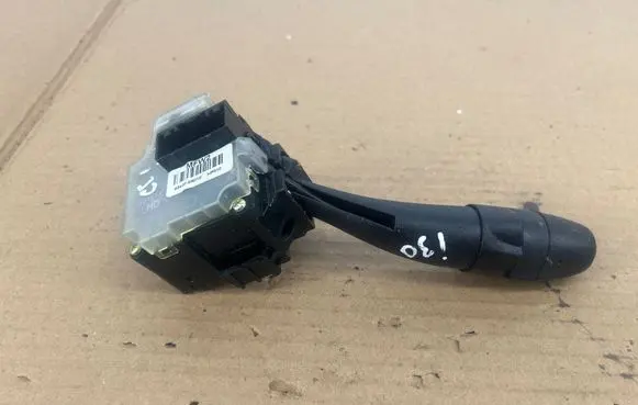 Hyundai i30 Wiper control stalk 934202R010 MFU2 HP010