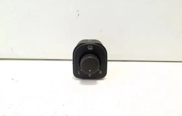 Volkswagen PASSAT B6 Wing mirror switch 1K0959565F