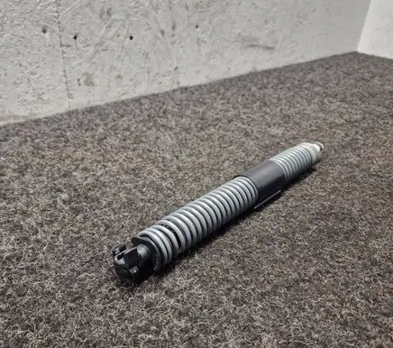 BMW i5 G60 Tailgate strut 5A01516