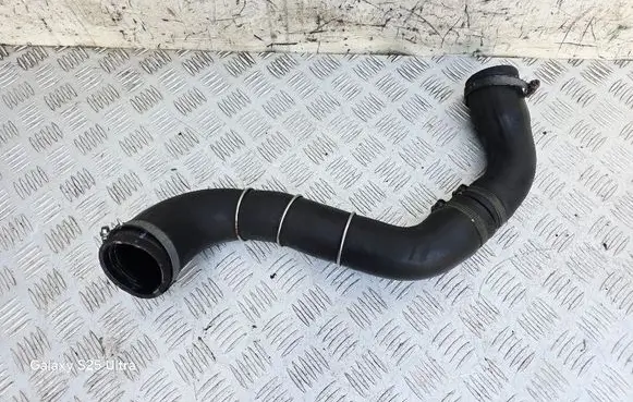 Intercooler hose/pipe