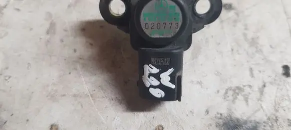 Mercedes-Benz S W220 Air pressure sensor A0041533228