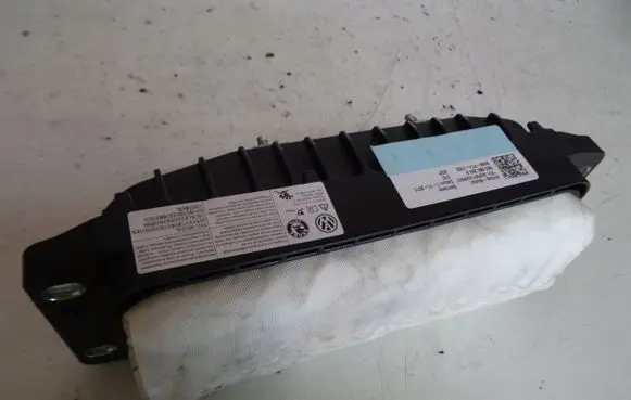 Volkswagen Scirocco Airbag set 8K0880204