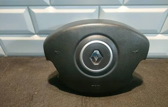 Renault Clio III Steering wheel airbag BAMPT11053 8200677496 370C11330436