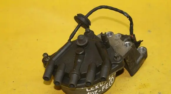 Lexus LS 430 Spark distributor cap 