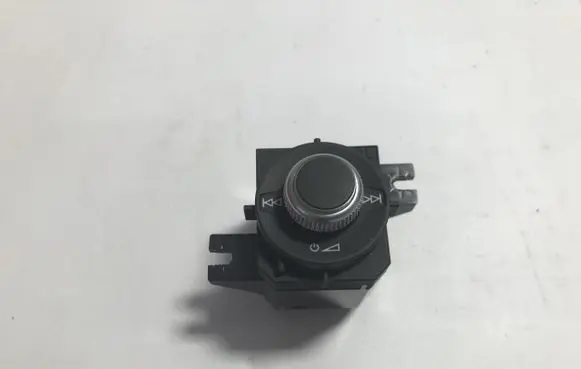 Audi Q2 - Head unit multimedia control 81C919616A
