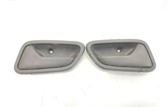 Suzuki Liana Rear door interior handle
