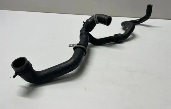 Mercedes-Benz C W205 Engine coolant pipe/hose A2742000300