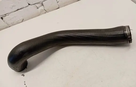 Iveco Daily 35.8 - 9 Intercooler hose/pipe