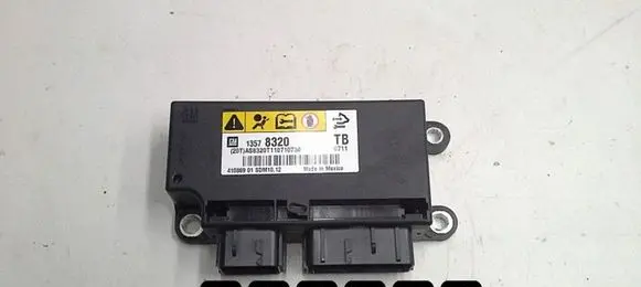 Opel Insignia A Engine control unit/module 13578320