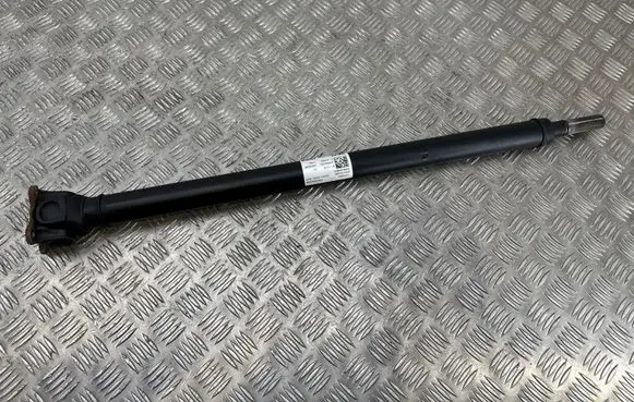 BMW 5 G30 G31 G38 Front prop shaft 15893410