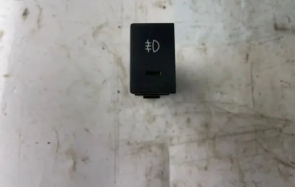 Hyundai Matrix Fog light switch 9373017000