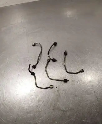 Peugeot 508 Fuel injector supply line/pipe 