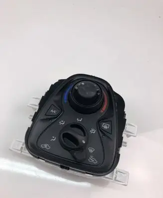Toyota Aygo AB40 Climate control unit 55900YV030