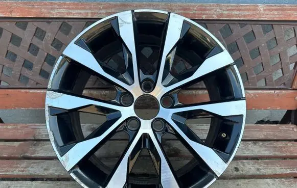 Volvo V60 R17 alloy rim 