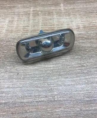 Audi A6 S6 C5 4B Front fender indicator light 8E0949127