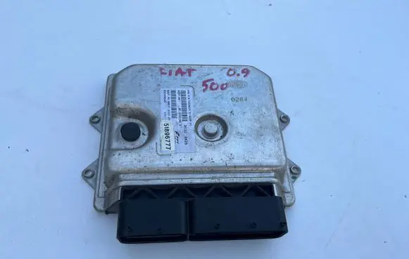 Fiat 500 Engine control unit/module ECU 51896777 BC0103343E HW521AS21E