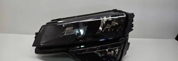 Skoda Karoq Headlight/headlamp 57B941015A 0020503706 25PL8918