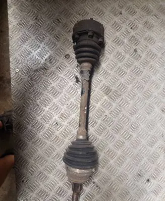 Volkswagen Golf IV Front driveshaft