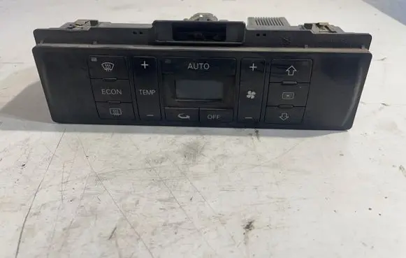 Audi A4 S4 B5 8D Climate control unit 8D0820043M D540000 5HB00790805