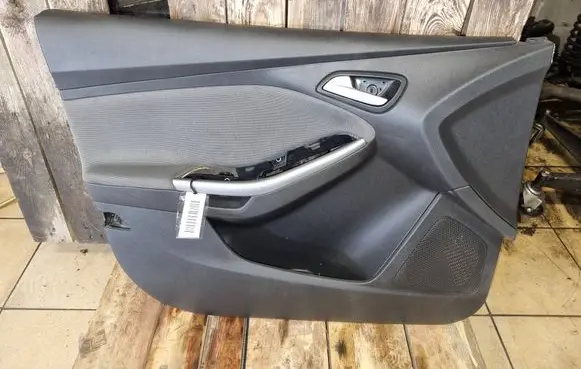 Ford Focus Sliding door card 