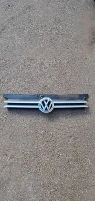 Volkswagen Golf IV Front grill 1J0853653