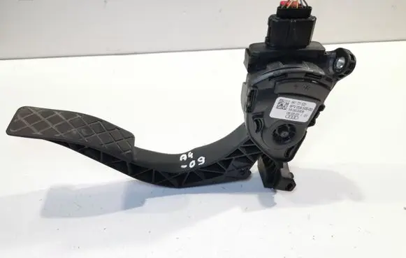 Audi A4 S4 B8 8K Accelerator throttle pedal 8K1721523