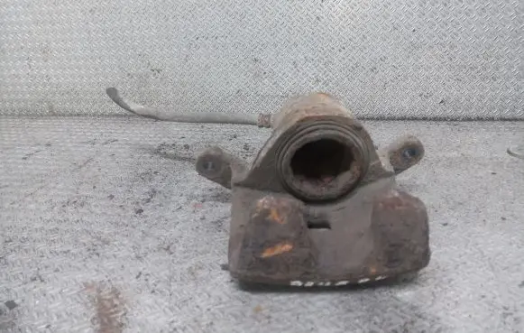 Nissan Tiida C11 Front brake caliper