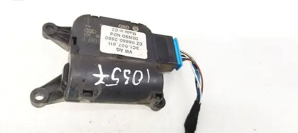 Volkswagen Golf Plus Air flap motor/actuator 3C1907511 1168802880