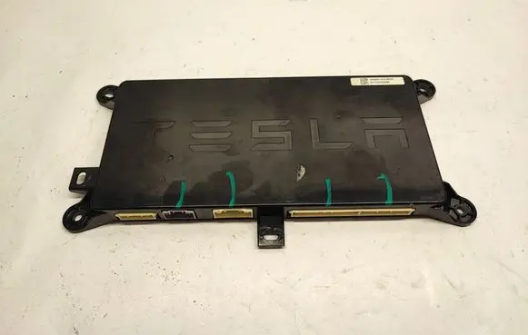 Tesla Model X Door control unit/module 104390010D