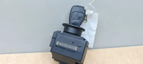 Mercedes-Benz CLK A209 C209 Ignition lock 2095452508